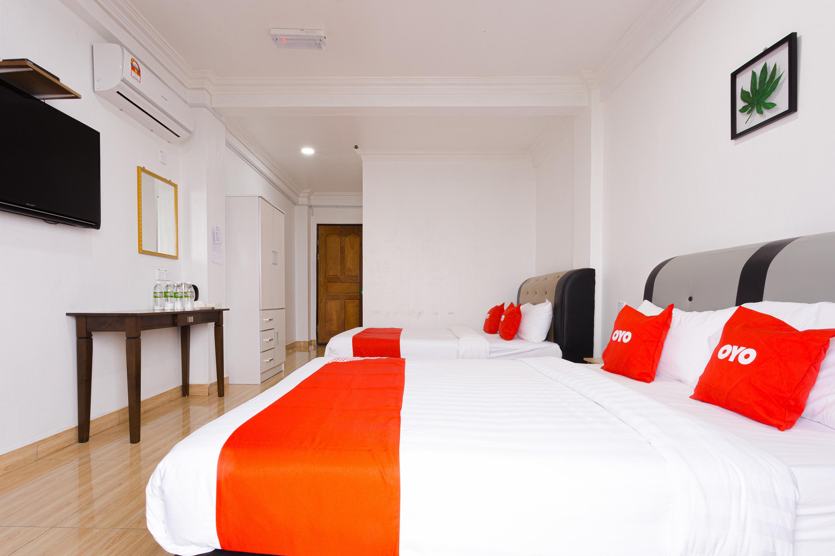 Oyo 90043 Jasni Rijan Resort Ranau Extérieur photo