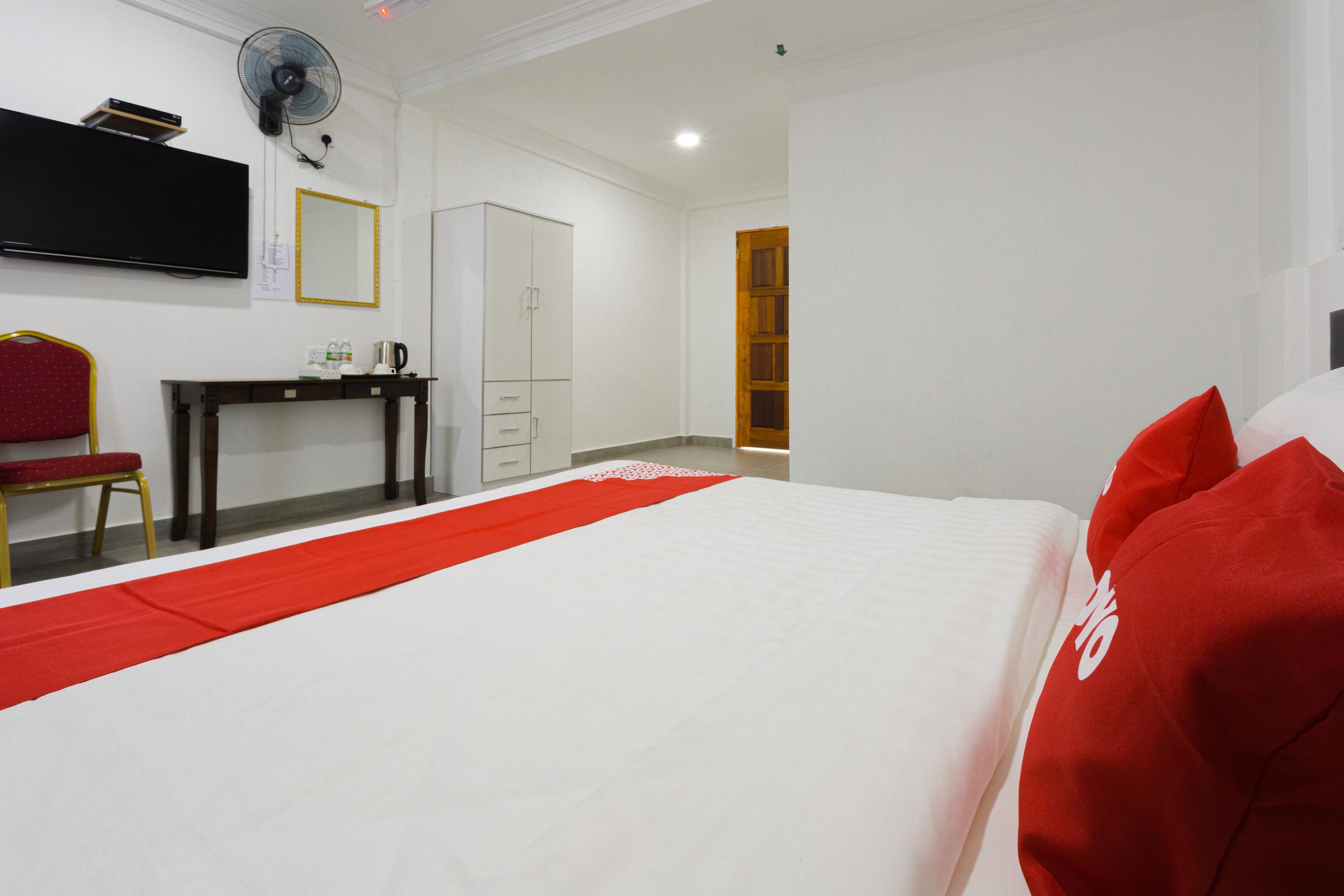 Oyo 90043 Jasni Rijan Resort Ranau Extérieur photo