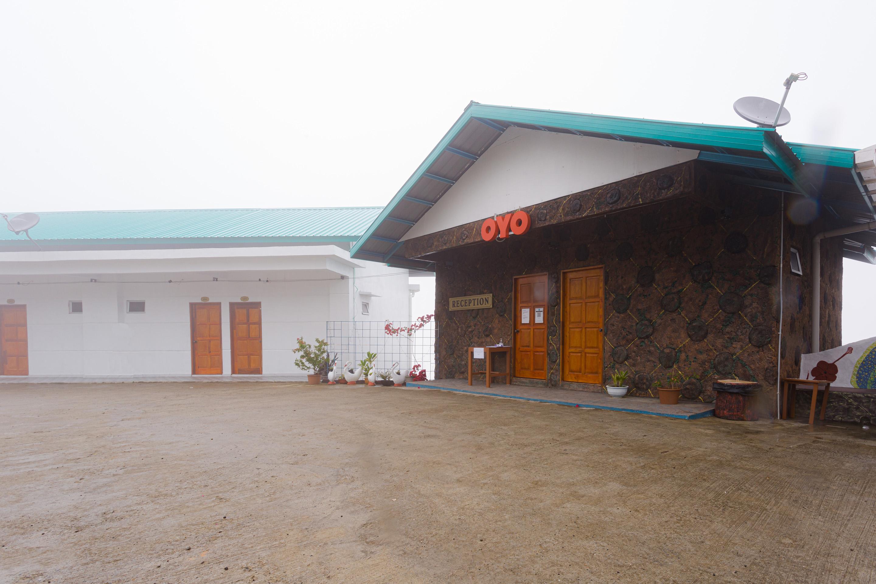Oyo 90043 Jasni Rijan Resort Ranau Extérieur photo